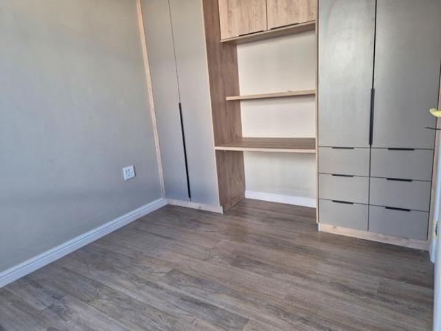 3 Bedroom House in Worcester West