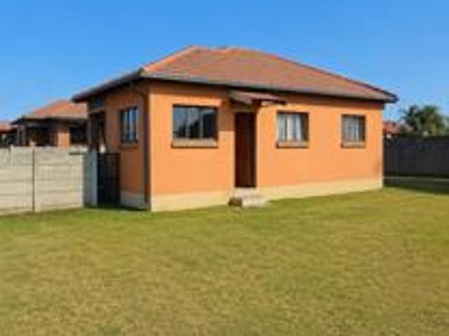 3 Bedroom House in Waterval East