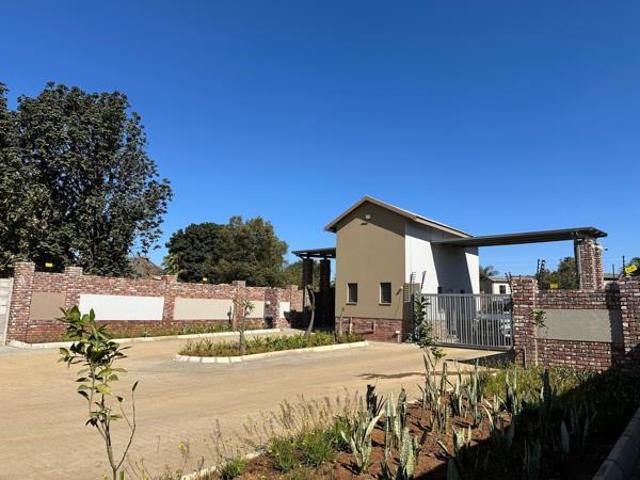 3 Bedroom House in Waterval East