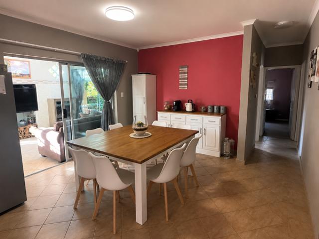 3 Bedroom House in Waterval East
