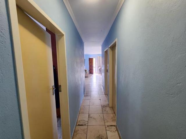 3 Bedroom House in Waterval East