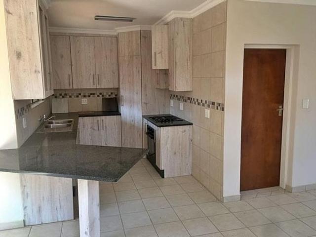 3 Bedroom House in Waterval East