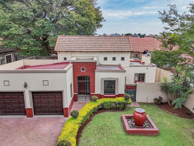 3 Bedroom House in Waterval East