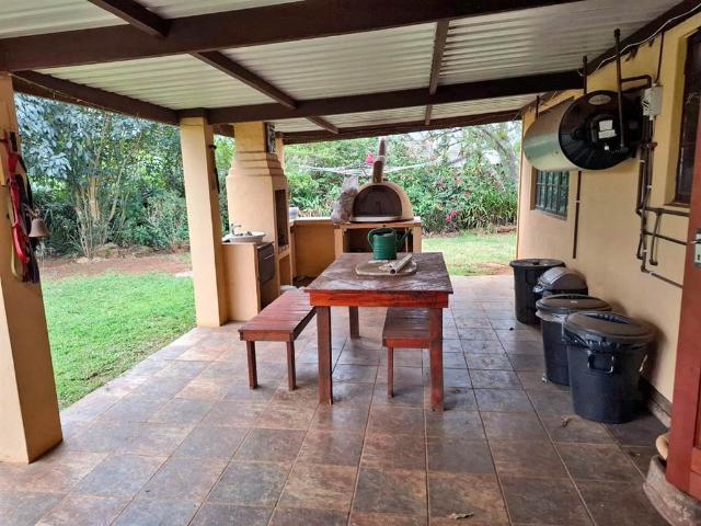 3 Bedroom House in Waterfall