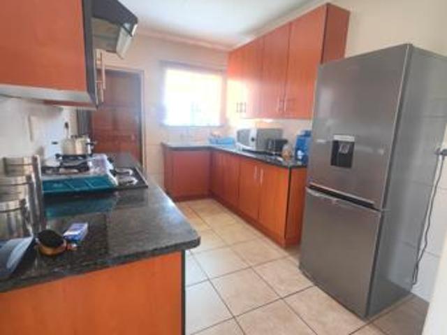 3 Bedroom House in Waterkloof East