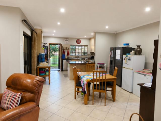 3 Bedroom House in Waterkloof East
