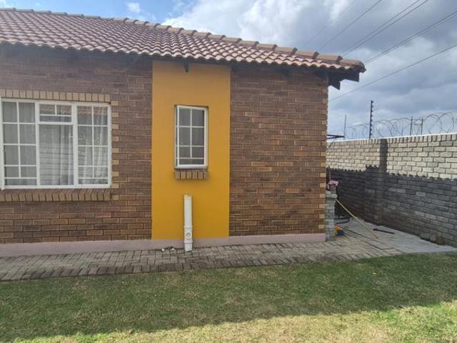 3 Bedroom House in Waterkloof East