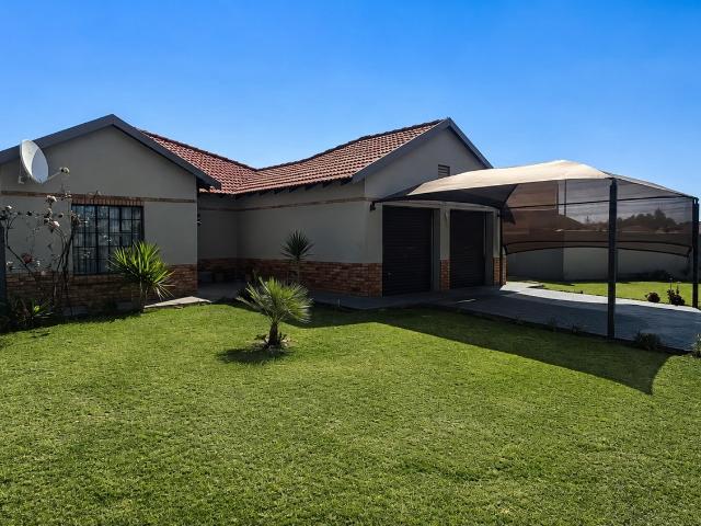 3 Bedroom House in Waterkloof East
