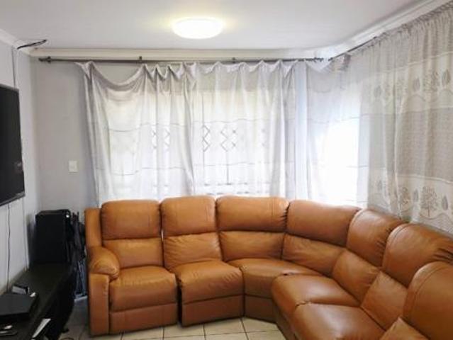 3 Bedroom House in Waterkloof East