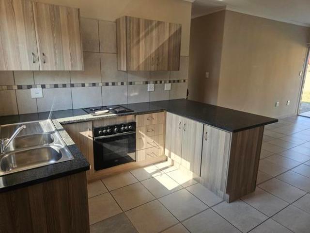 3 Bedroom House in Waterkloof East