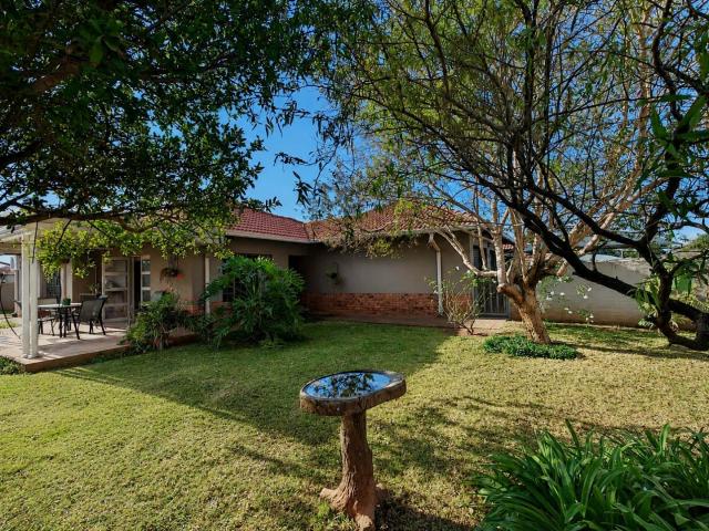 3 Bedroom House in Waterkloof East