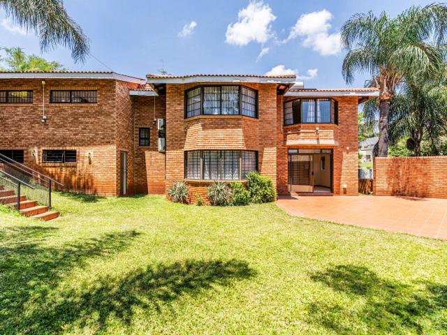 3 Bedroom House in Waterkloof Glen