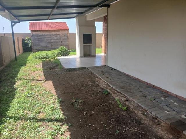3 Bedroom House in Waterkloof Hill Estate
