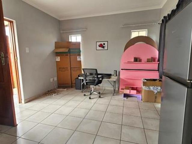 3 Bedroom House in Waterkloof Hill Estate