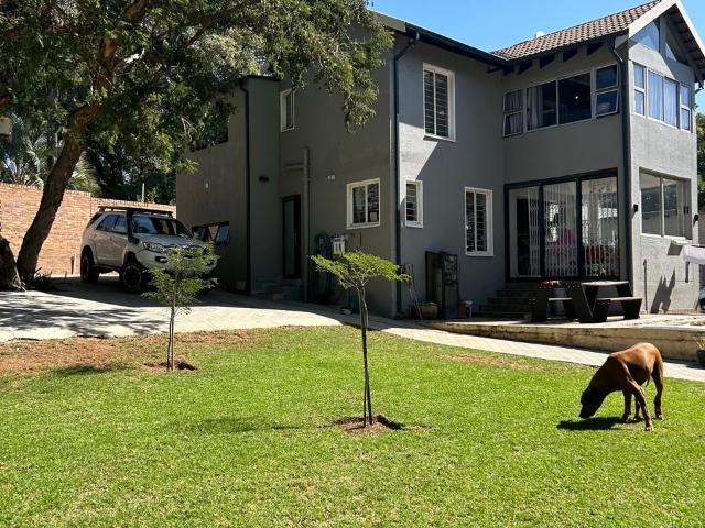 3 Bedroom House in Waterkloof Ridge