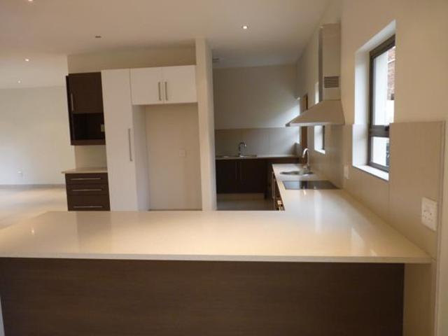 3 Bedroom House in Waterkloof Ridge
