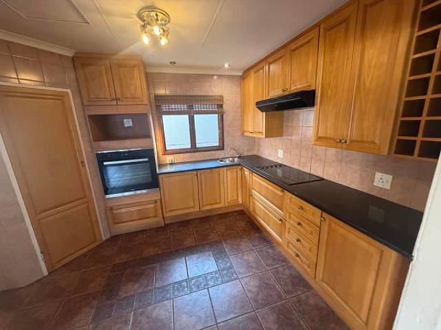 3 Bedroom House in Waterkloof Ridge