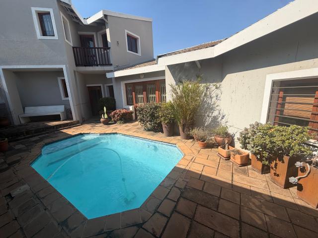3 Bedroom House in Waterkloof Ridge