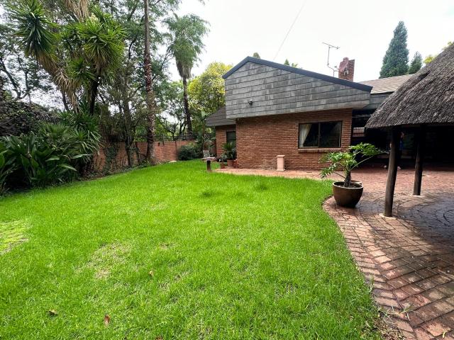 3 Bedroom House in Waterkloof Ridge
