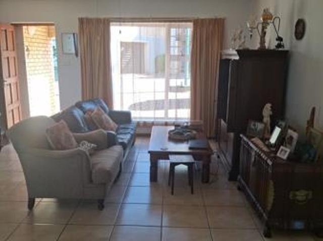 3 Bedroom House in Wavecrest