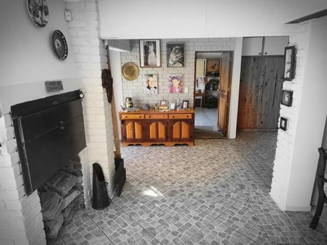 3 Bedroom House in Wavecrest