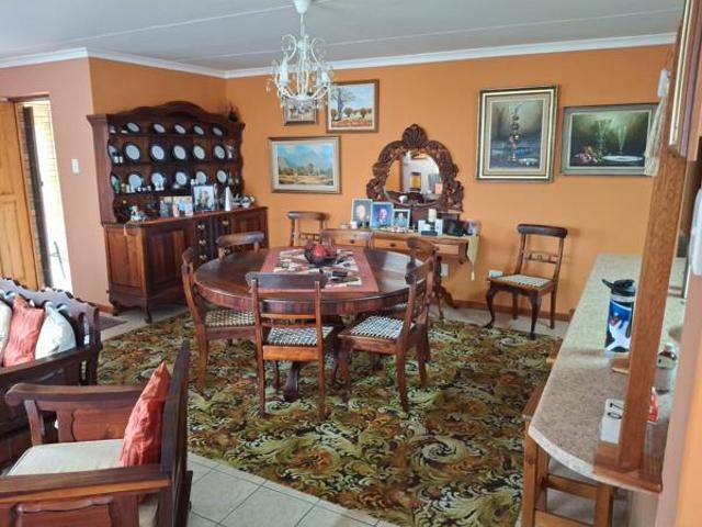 3 Bedroom House in Wavecrest