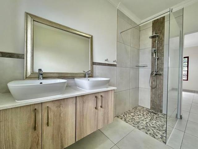 3 Bedroom House in Wavecrest