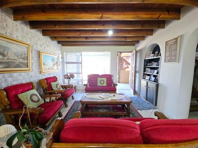 3 Bedroom House in Wavecrest
