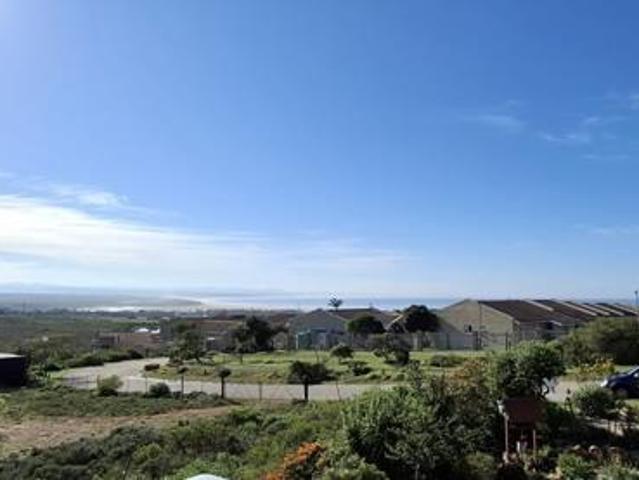 3 Bedroom House in Wavecrest