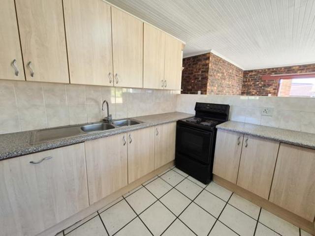 3 Bedroom House in Wavecrest