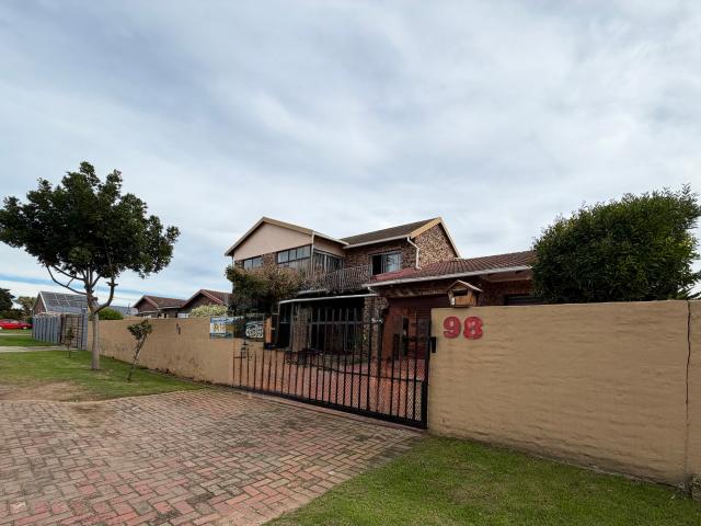 3 Bedroom House in Wavecrest