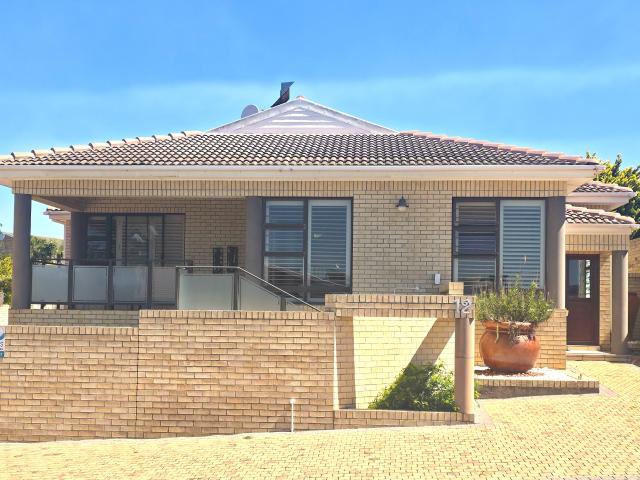 3 Bedroom House in Wavecrest