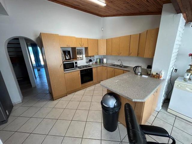 3 Bedroom House in Wavecrest