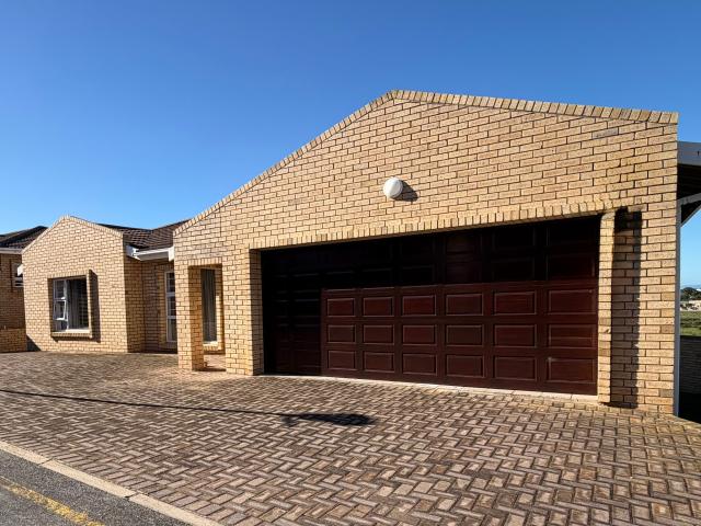3 Bedroom House in Wavecrest