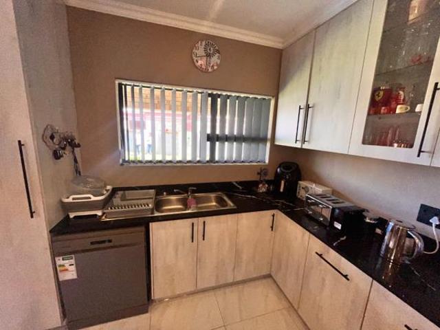 3 Bedroom House in Wavecrest