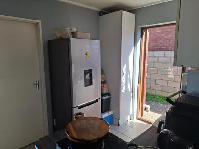 3 Bedroom House in Walmer Link