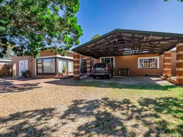 3 Bedroom House in Walmer