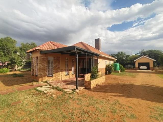 3 Bedroom House in Warrenton