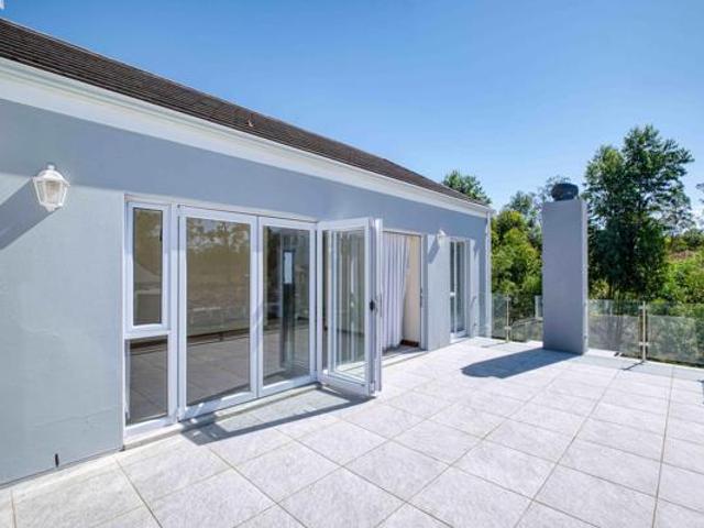 3 Bedroom House in Wedgewood Golf Estate