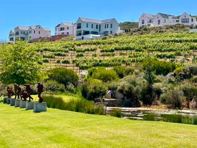 3 Bedroom House in Weltevreden Hills Estate