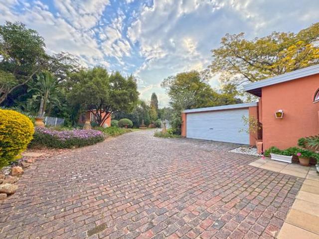 3 Bedroom House in Weltevreden Park