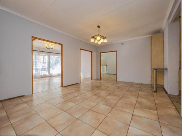 3 Bedroom House in Weltevreden Park