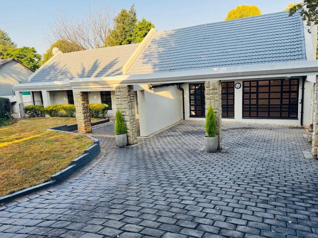 3 Bedroom House in Weltevreden Park