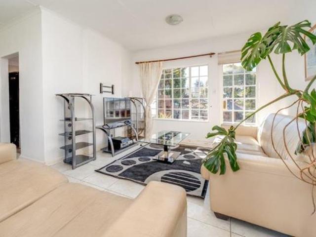 3 Bedroom House in Weltevreden Park