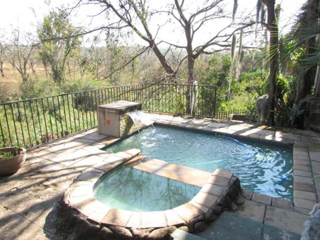 3 Bedroom House in West Acres Ext 20
