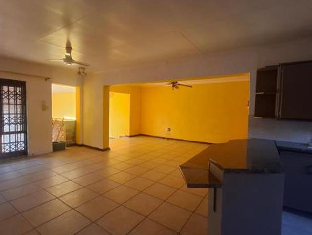 3 Bedroom House in West Acres Ext 20