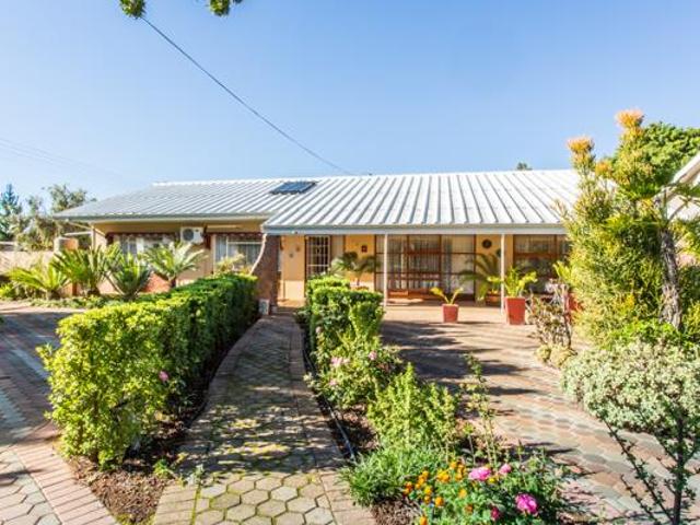 3 Bedroom House in West Bank