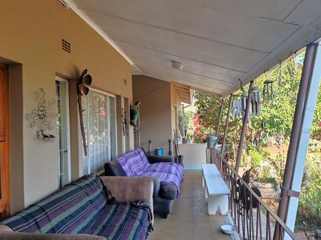 3 Bedroom House in West Bank