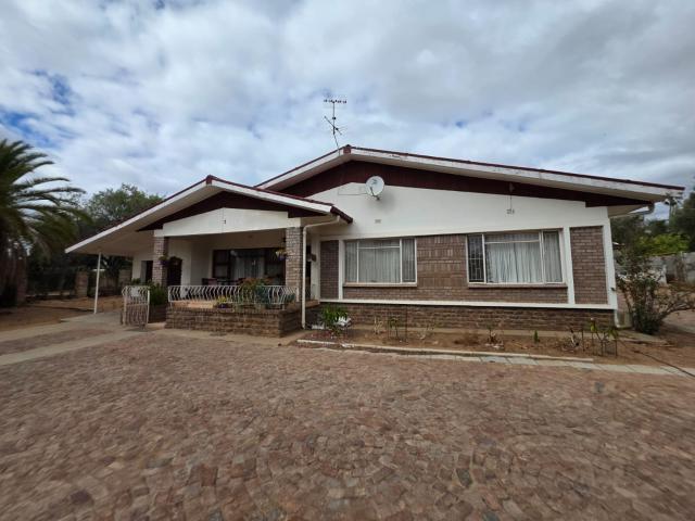 3 Bedroom House in West Bank