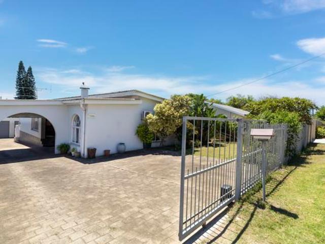 3 Bedroom House in West Bank